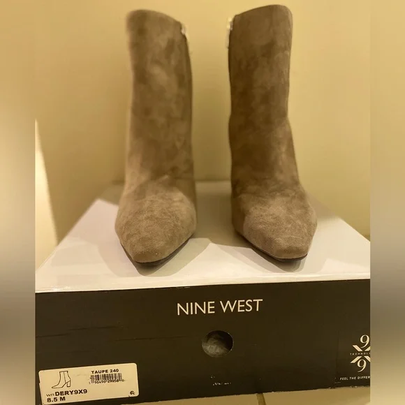 BRAND NEW- Nine West Boots - Picture 4 of 4
